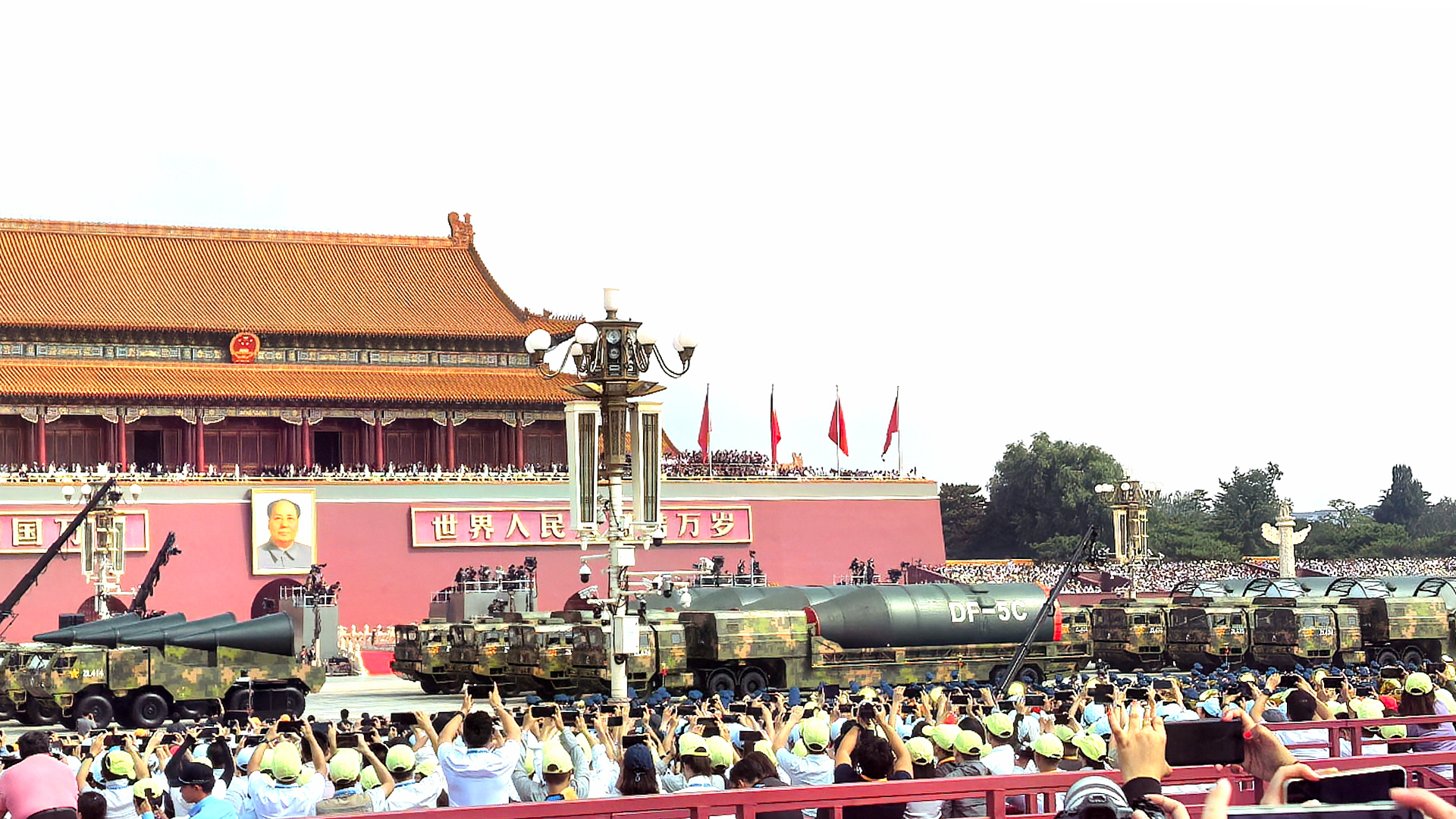 阅兵1-修.jpg