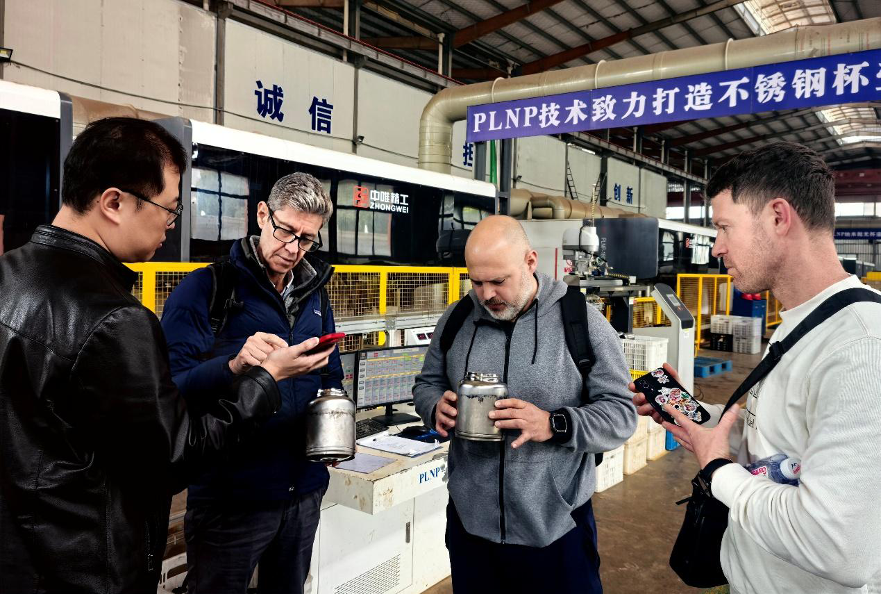 西班牙LAKEN公司到访中唯精工浙江公司洽谈战略合作